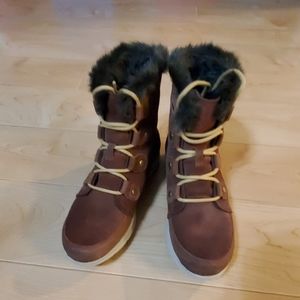Sorel winter boot